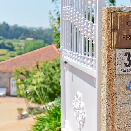 パレーデス・デ・コウラ Casa Freitasヴィラ エクステリア 写真